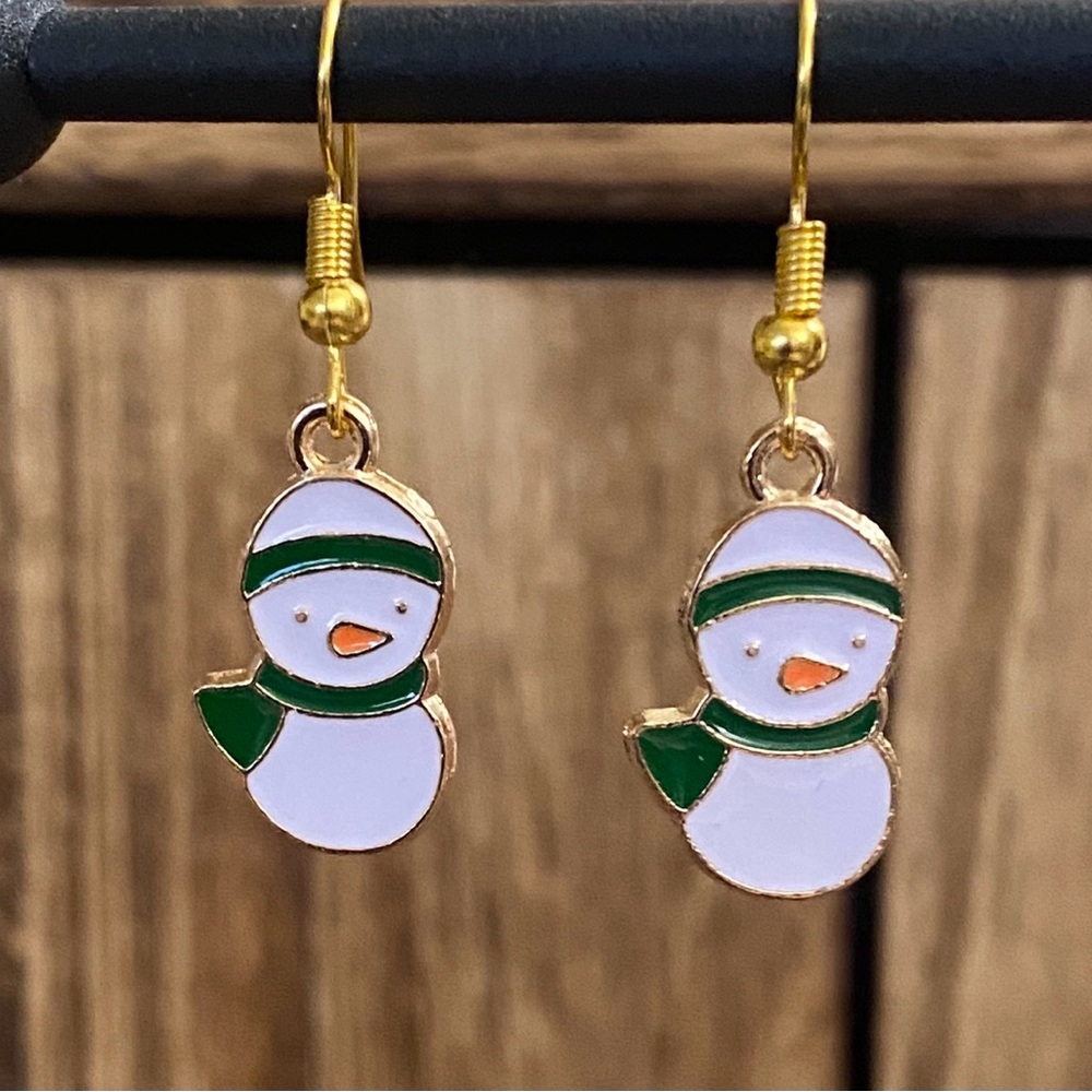 Hand Crafted Charming Snowman Earrings